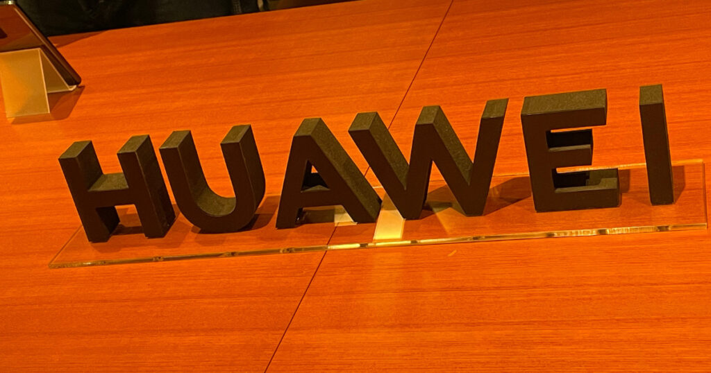 2023年8月24日11:00にHUAWEI MatePad11.5(ファーウェイメイトパッド)の予約販売の発表がありました。 HUAWEI MatePad11.5(ファーウェイメイトパッド)の 正式の発売日は2023年8月28日となっています。 これからHUAWEI MatePad11.5(ファーウェイメイトパッド)の 購入を考えている方の参考になればと思います。 今回は HUAWEI MatePad11.5(ファーウェイメイトパッド)の商品レビューします。